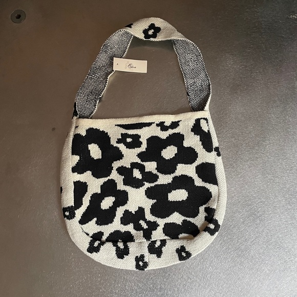 Knit Flower Shoulder Bag in Black & White, NWT. - Picture 10 of 16